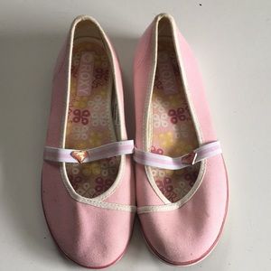 Roxy slip ons